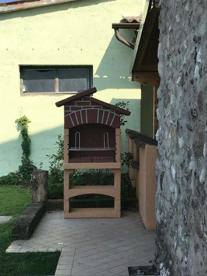 Valle Segreta Valeggio sul Mincio Exteriör bild