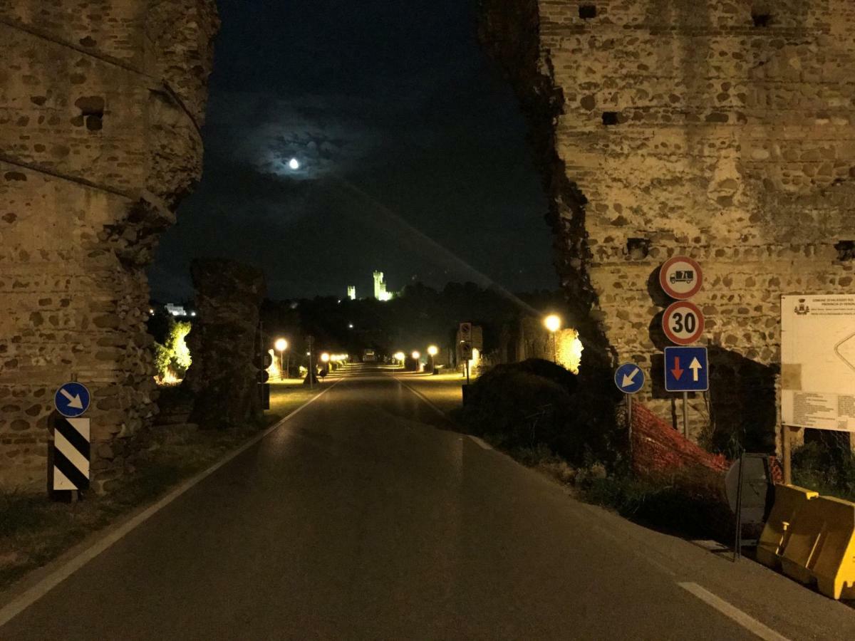 Valle Segreta Valeggio sul Mincio Exteriör bild