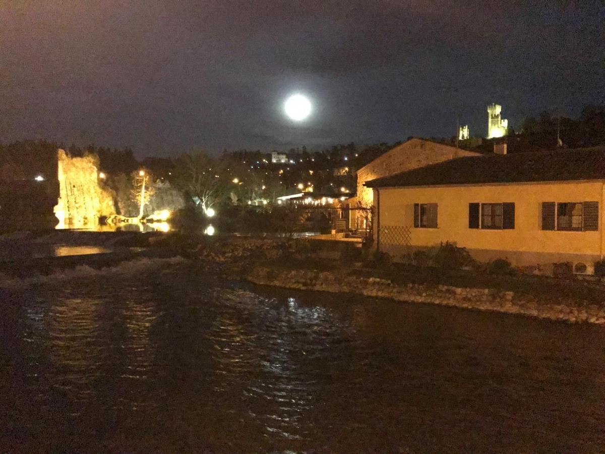 Valle Segreta Valeggio sul Mincio Exteriör bild