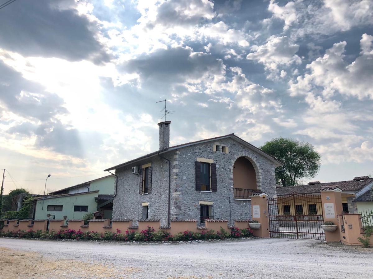 Valle Segreta Valeggio sul Mincio Exteriör bild